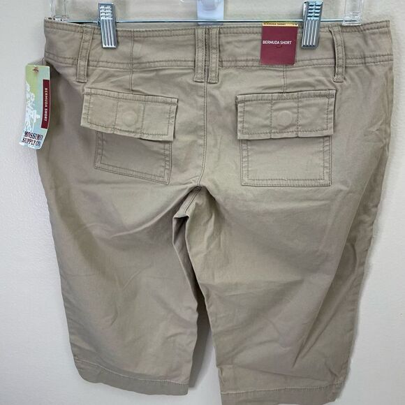 NEW! Mossimo| Bermuda shorts| Size 5| khaki| Pockets - Picture 7 of 9